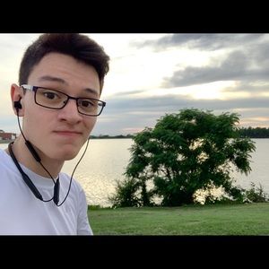 Meet your Posher, Jorge